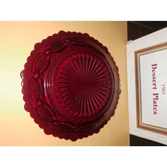 Vintage Avon 1876 Cape Cod Ruby Red Cranberry Pressed Glass Dessert Plates Set - Picture 5 of 5